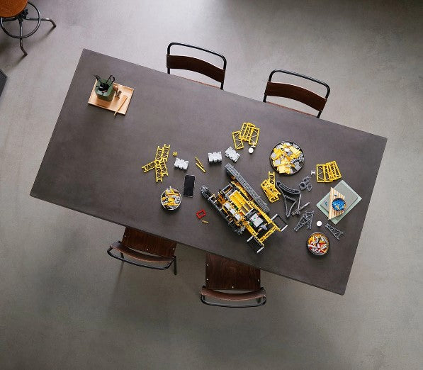 Lego® Technic 42146 - Кран С Гъсеничен Ход Liebherr Lr 13000