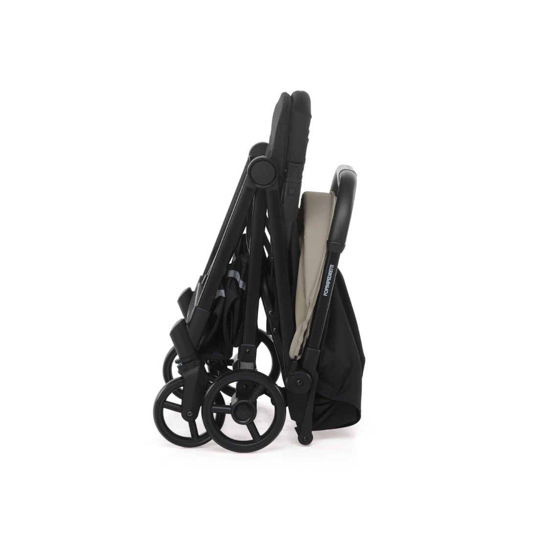 Лятна Количка Voilà Graffitti Foppapedretti