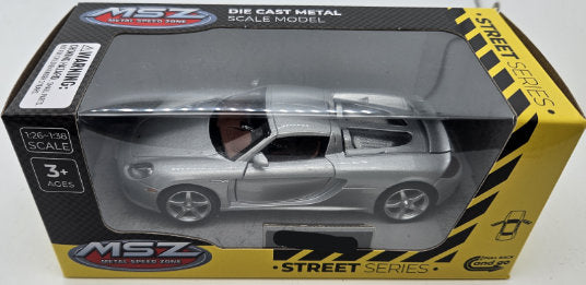 Метален Точен Модел Кола 1:32 Porsche Carrera Gt Засилване С Издърпване Назад Отваряеми Врати