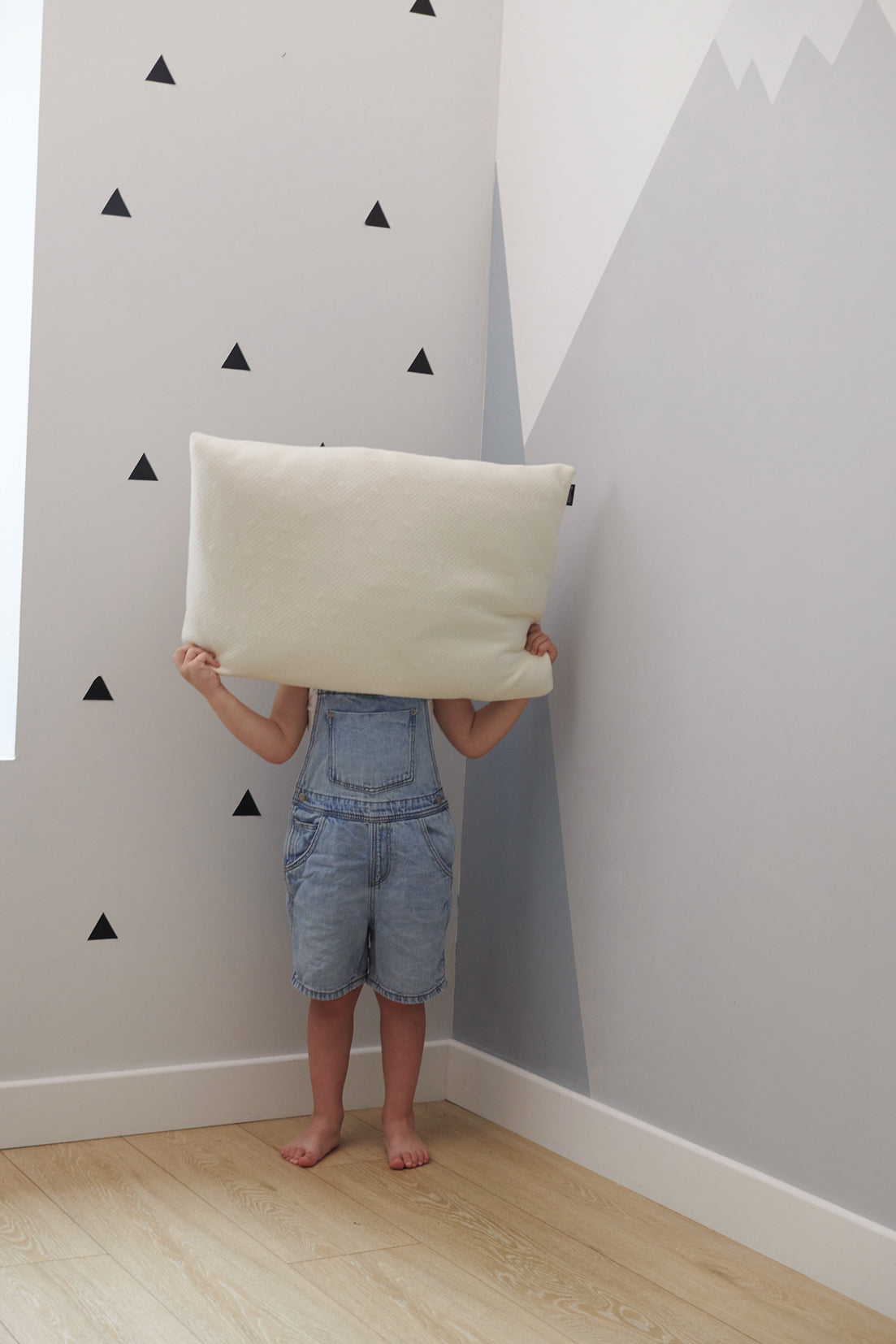 Детска Органична възглавница 60x40 Candide --- BebeMama