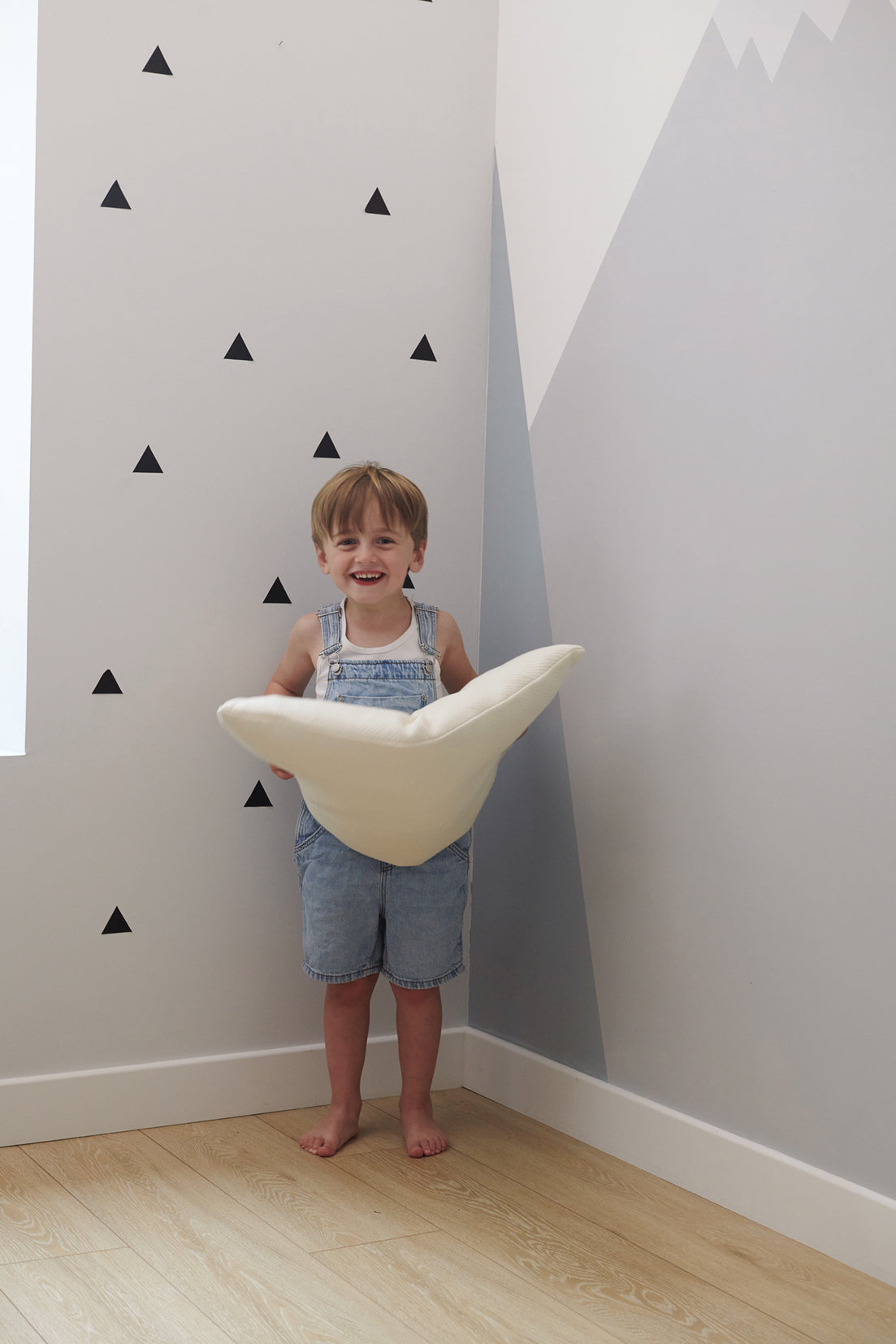 Детска Органична възглавница 60x40 Candide --- BebeMama