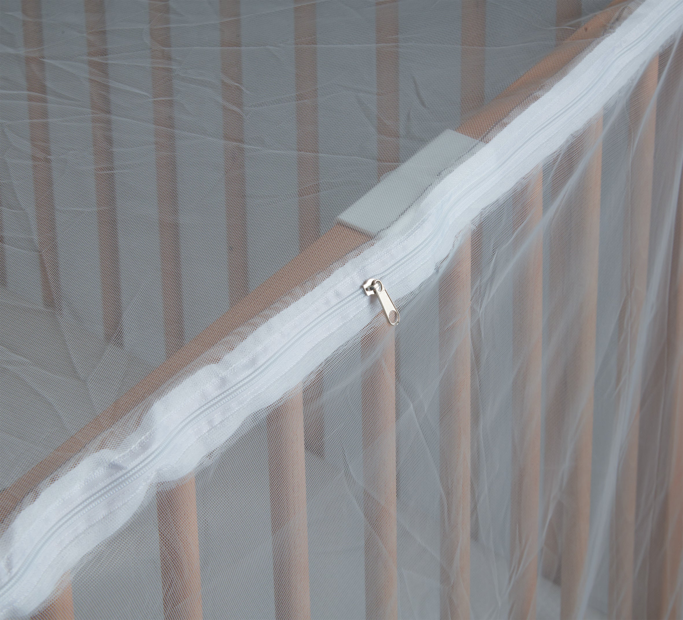 Комарник За Бебешко Легло С Цип Tineo --- BebeMama