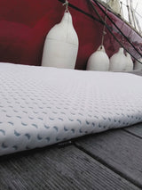 Saltea de călătorie prietenoasă cu oceanul, fabricată din plastic reciclat colectat din ocean, 60x120cm (grosime 4cm), Candide