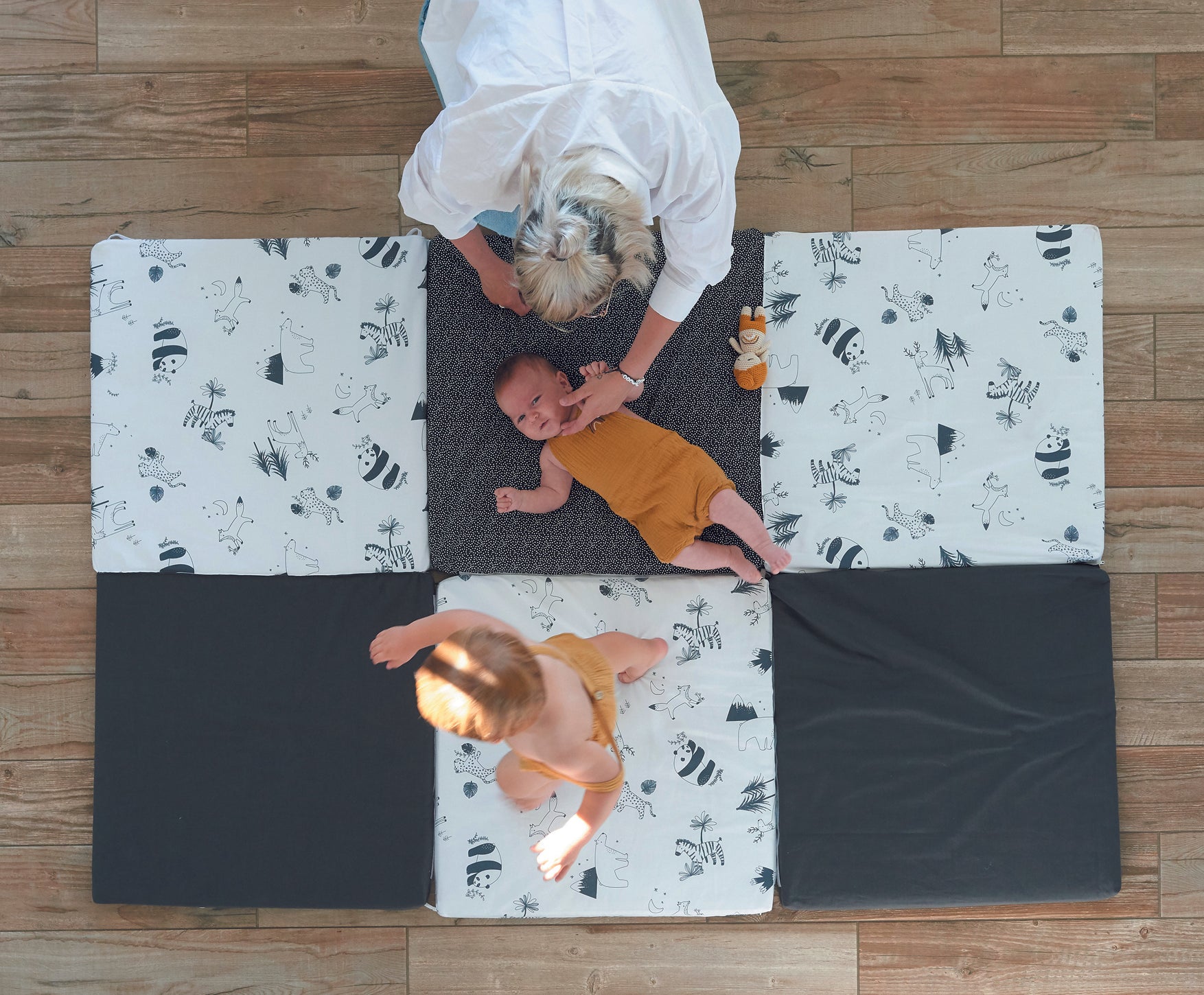 Saltea detașabilă Smart Mat 5 în 1, tunel Barbaron și căsuță, alb-negru, Candide