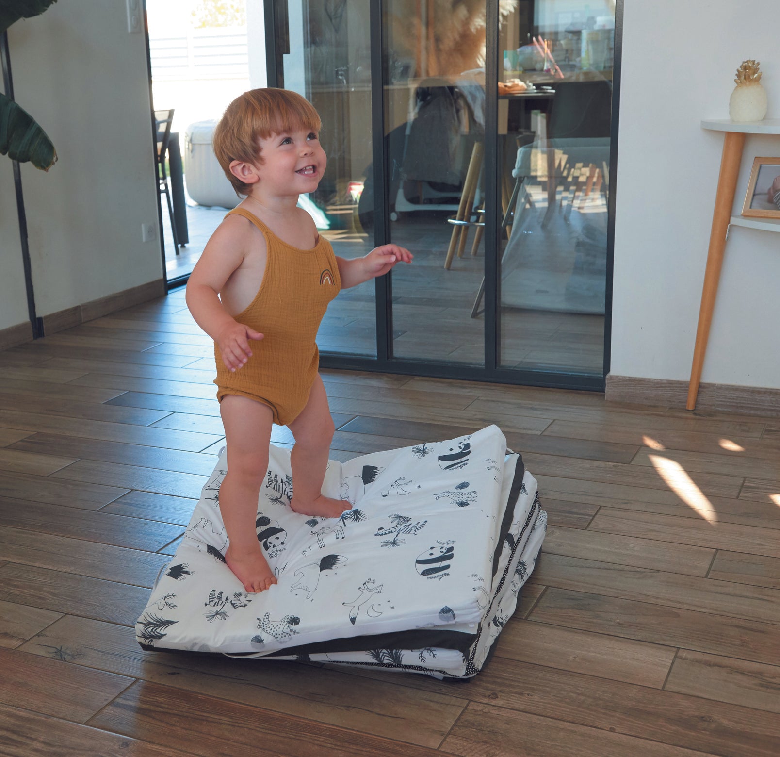 Saltea detașabilă Smart Mat 5 în 1, tunel Barbaron și căsuță, alb-negru, Candide