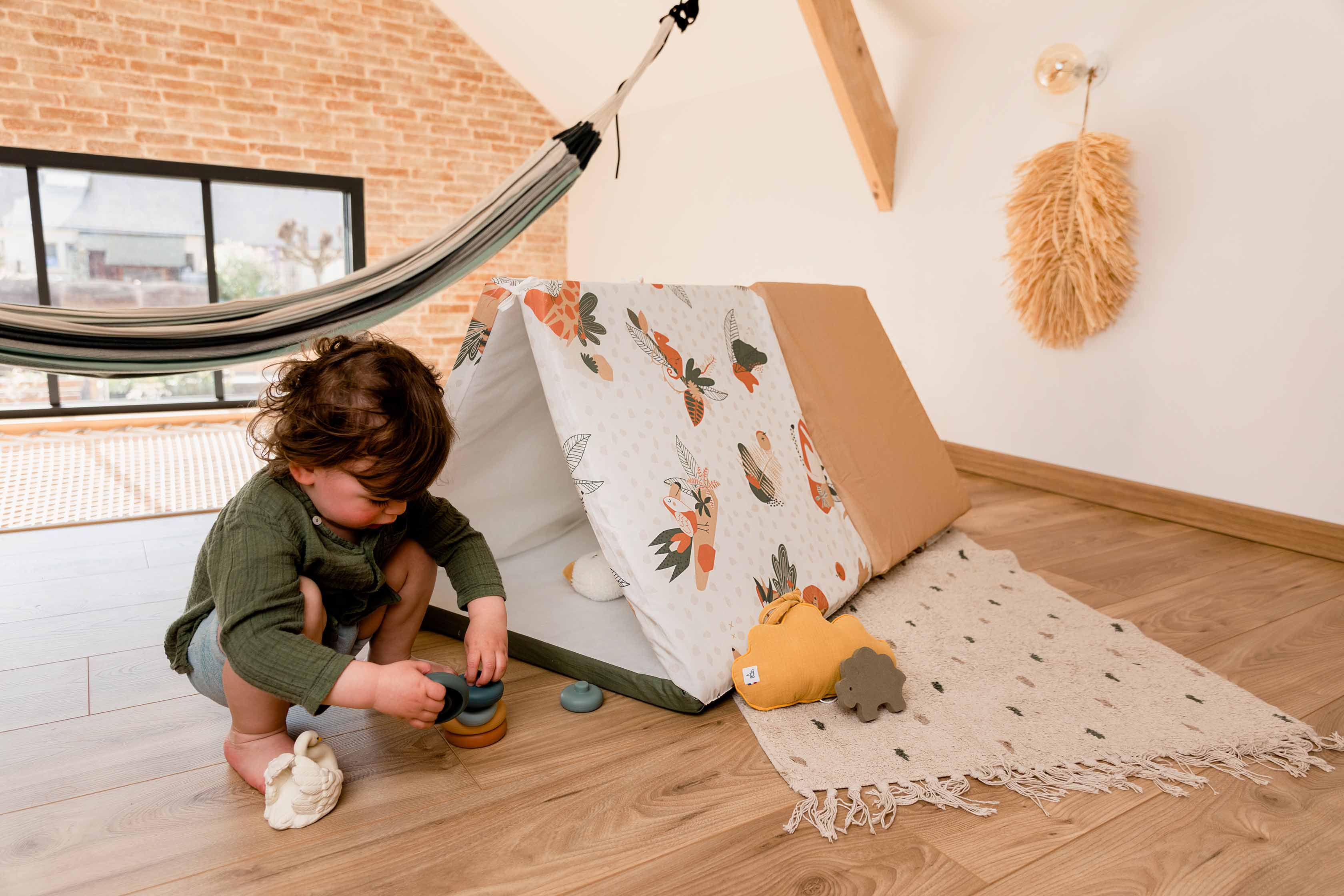 Интелигентна Постелка 5в1 Постелка За Игра, Подвижен Матрак, Барбарон, Тунел И Къща Амазонка Tineo