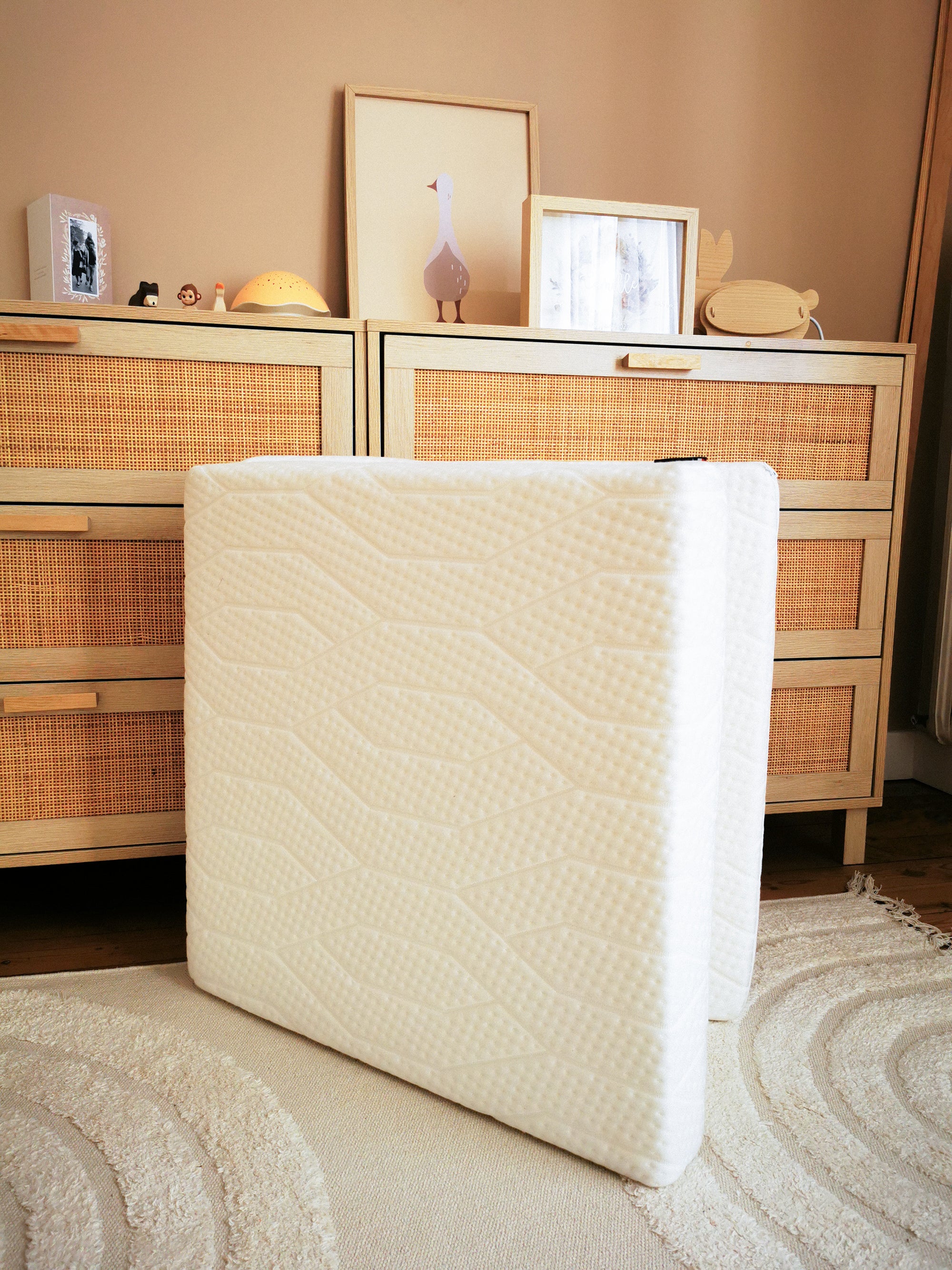 Saltea pliabilă pentru bebeluși Zen din 2 părți cu husă din bambus 60x120cm (grosime 7cm) Candide