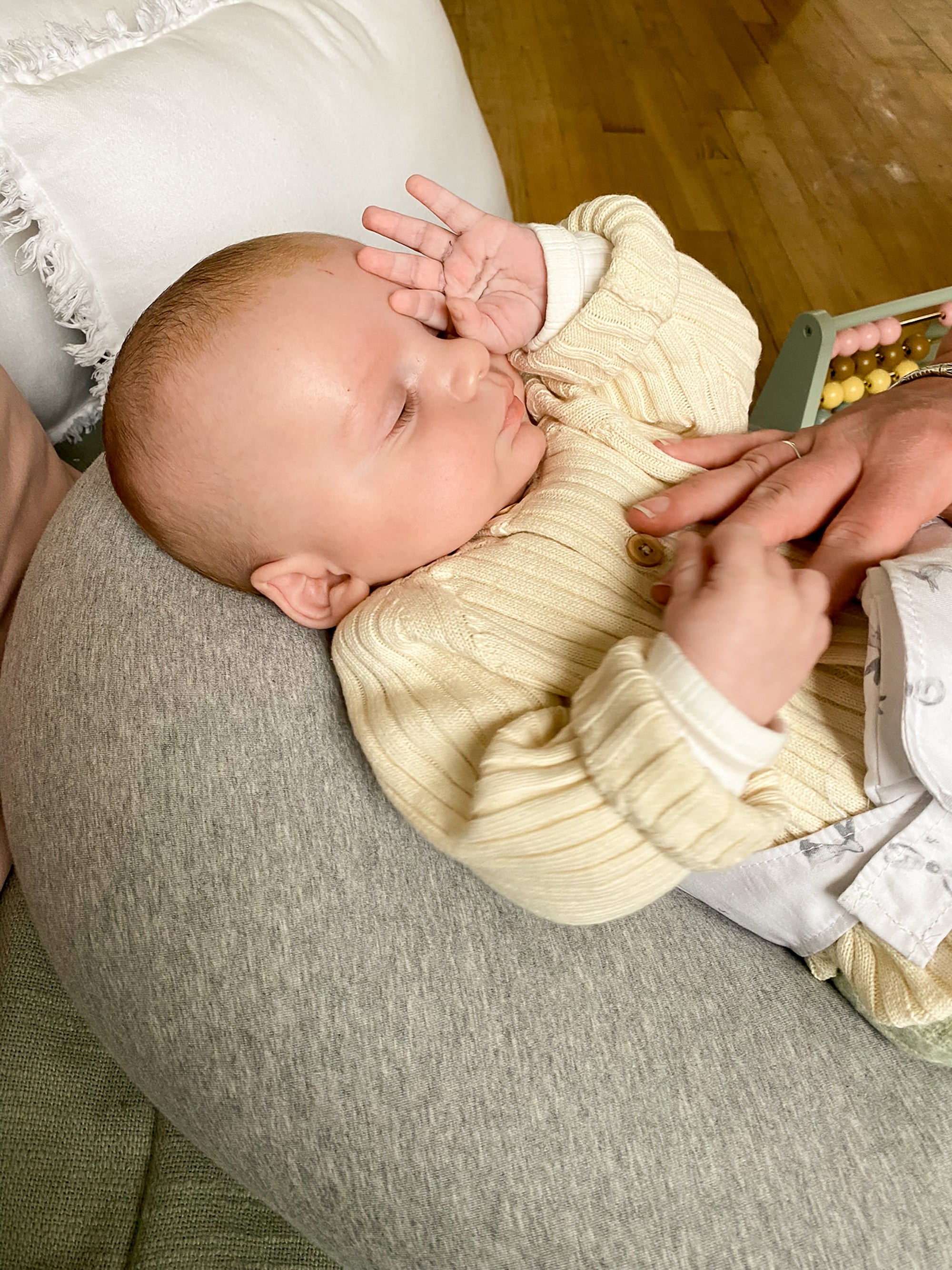 Multirelax Възглавница За Майчинство И Кърмене 3В1 Сиви Зайчета Candide