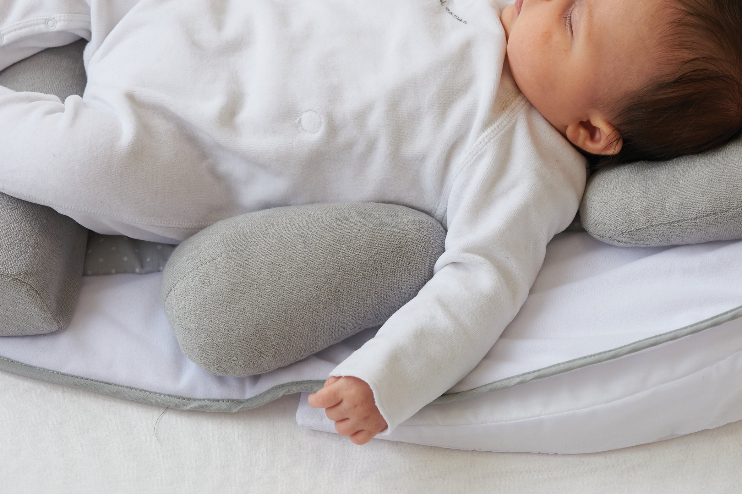 Ергономично Бебешко Гнездо Tineo --- BebeMama