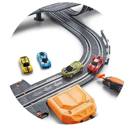 Pistă pentru copii Sonne Busby cu încărcător de 220 volți și cărucioare 558