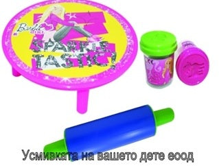 Барби Работен Плот С Уред За Моделиране С 2 Кофа Пластелин Размер На Опаковката 27Х20Х8 Размер На Масата 19Х6