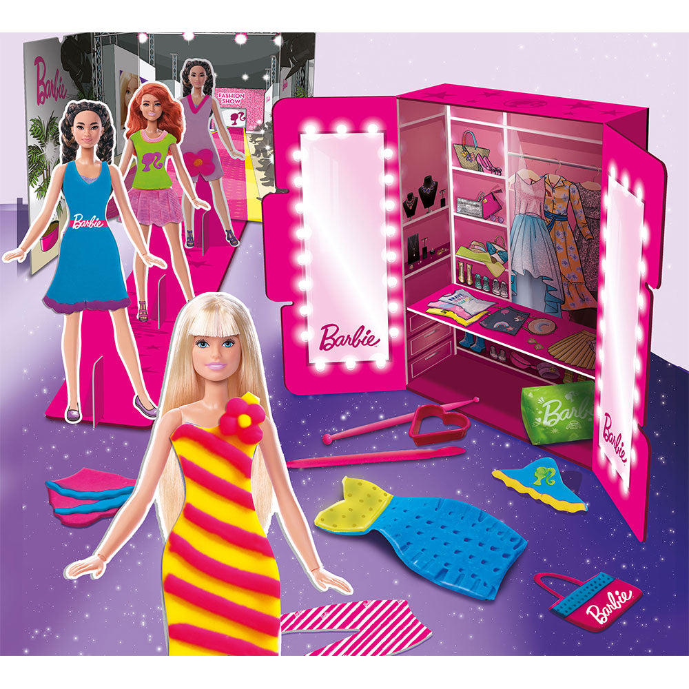 Prezentare de modă Barbie Dough