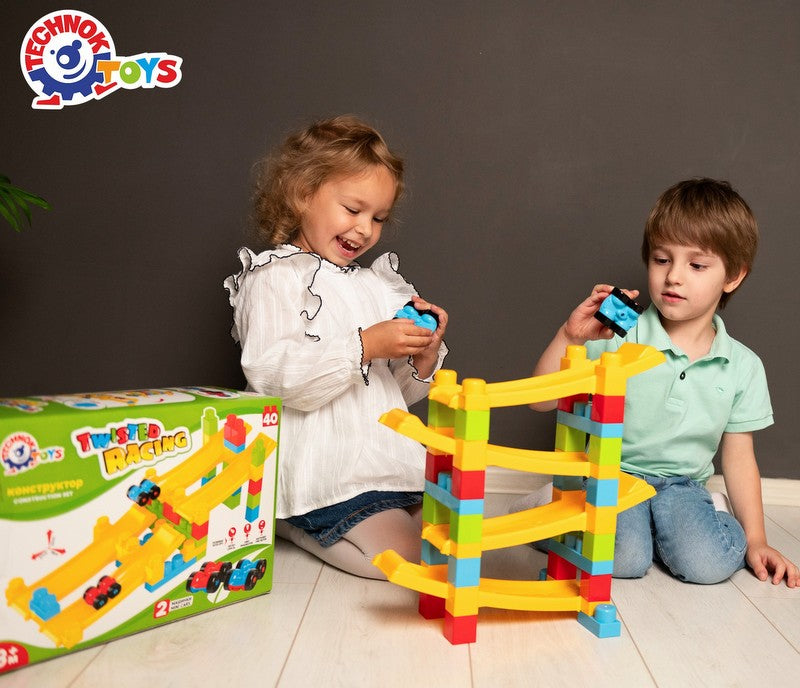 Prima mea pistă electrică Constructor 40 cu 2 cărucioare 38X25X14