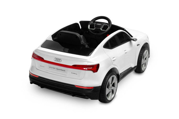 Акумулаторен Автомобил Audi Etron Spоrtback Бял Caretero Toyz --- BebeMama