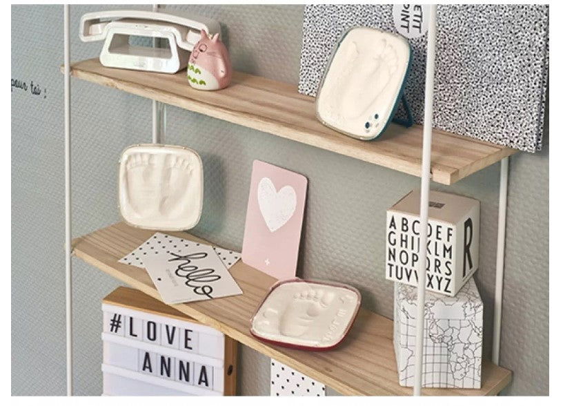 Hello Baby Кутия С Отпечатък (Бяла Основа Прозрачен Капак) --- BebeMama