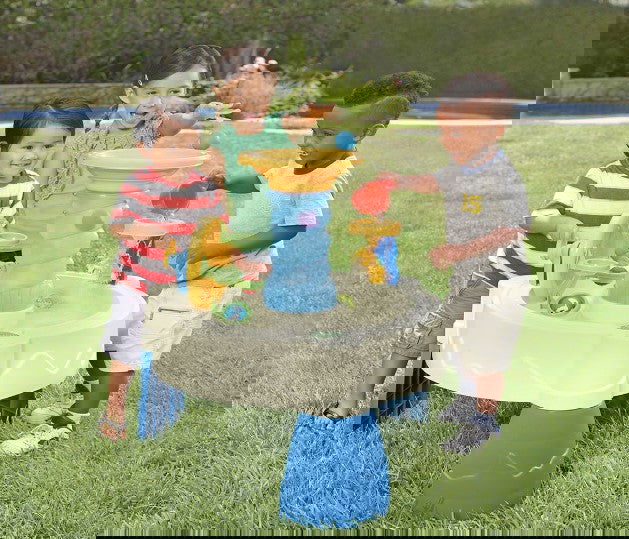 Little Tikes - Масичка Със Спираловидни Улеи За Игра С Вода --- BebeMama