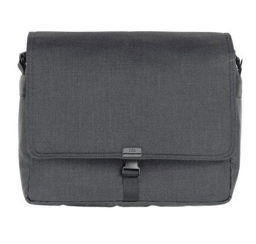 Mutsy Nio Чанта North Черен --- BebeMama