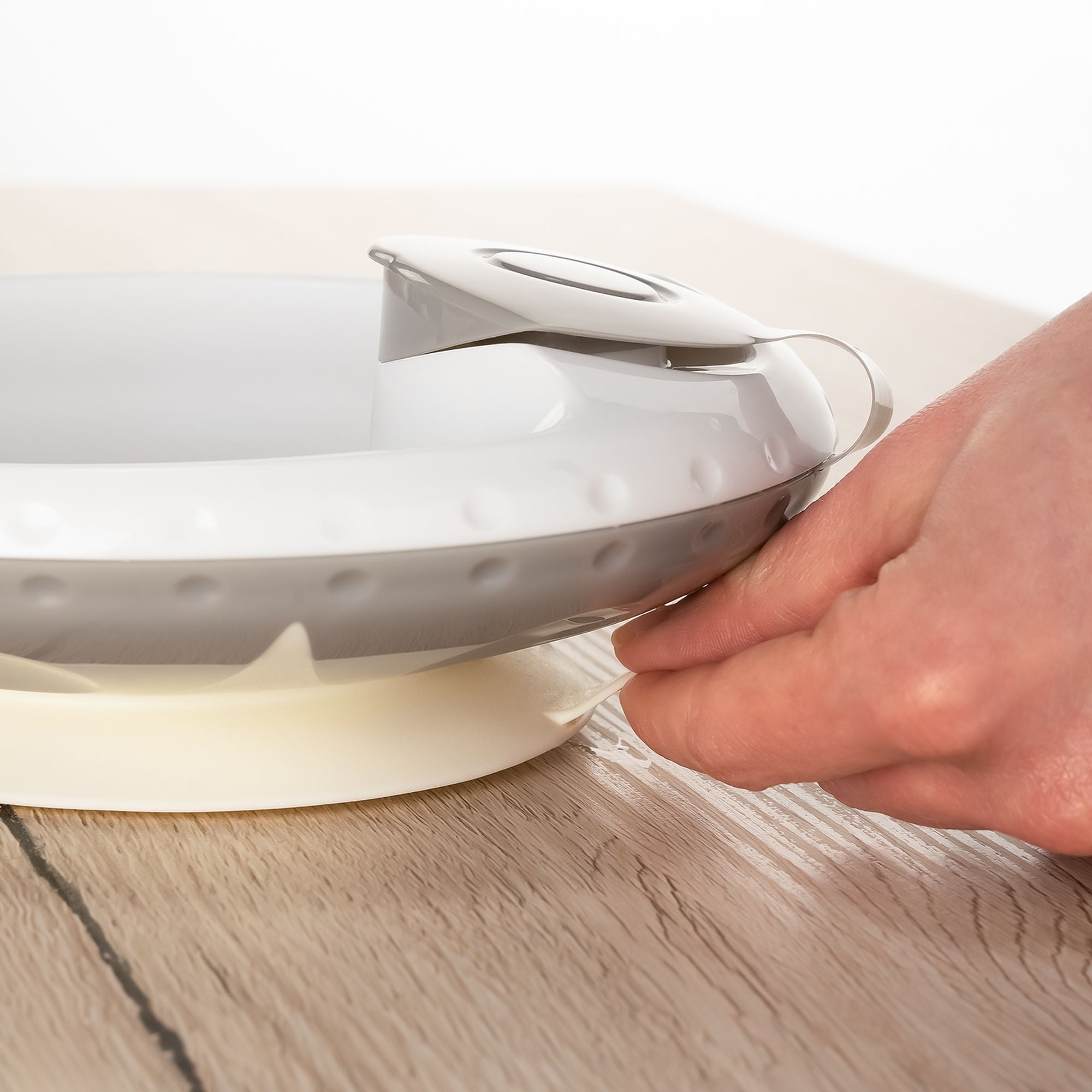 Încălzitor de bol pentru hrănirea bebelușilor Reer cu ventuză