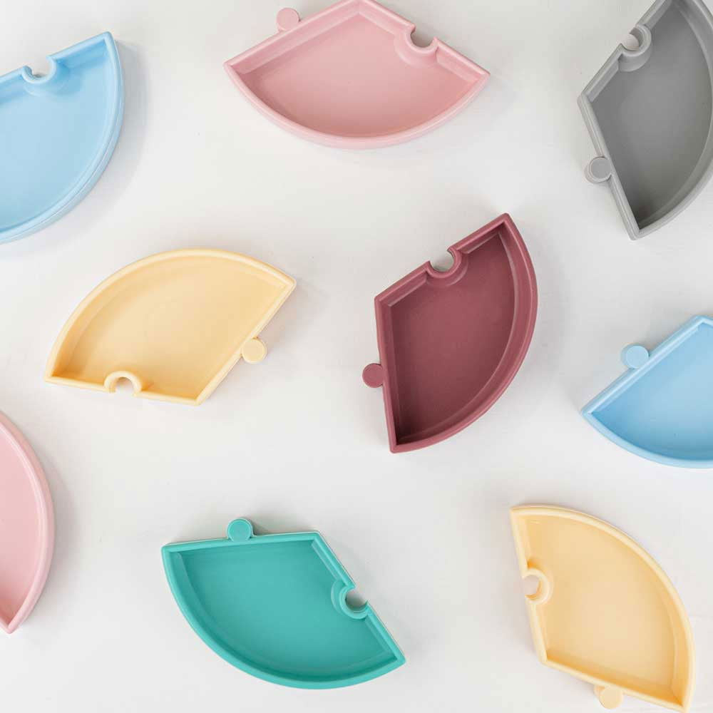 Minikoioi Puzzle Силиконова Чиния С Вакуум - 3 Части - Brown/Powder Grey --- BebeMama