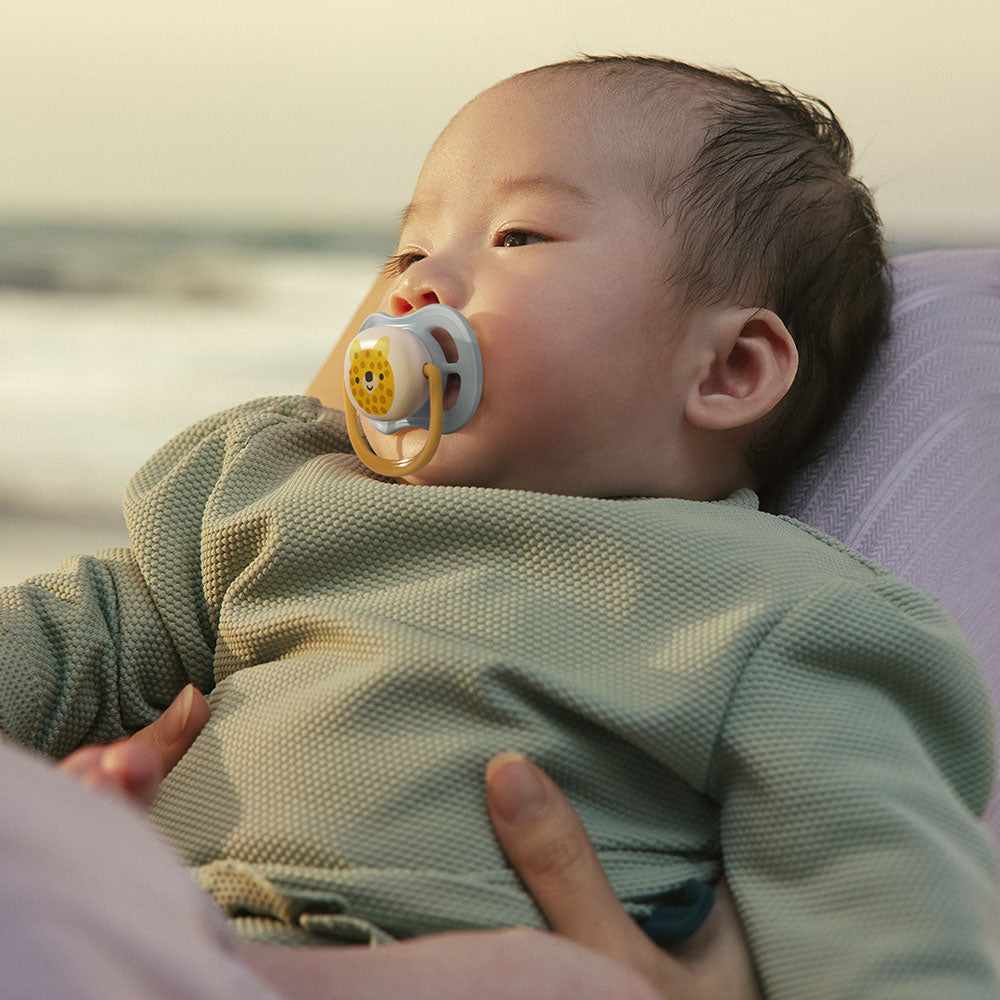 Залъгалки Ultra Air Happy 0 6м Сини С Плод И Мече Philips Avent