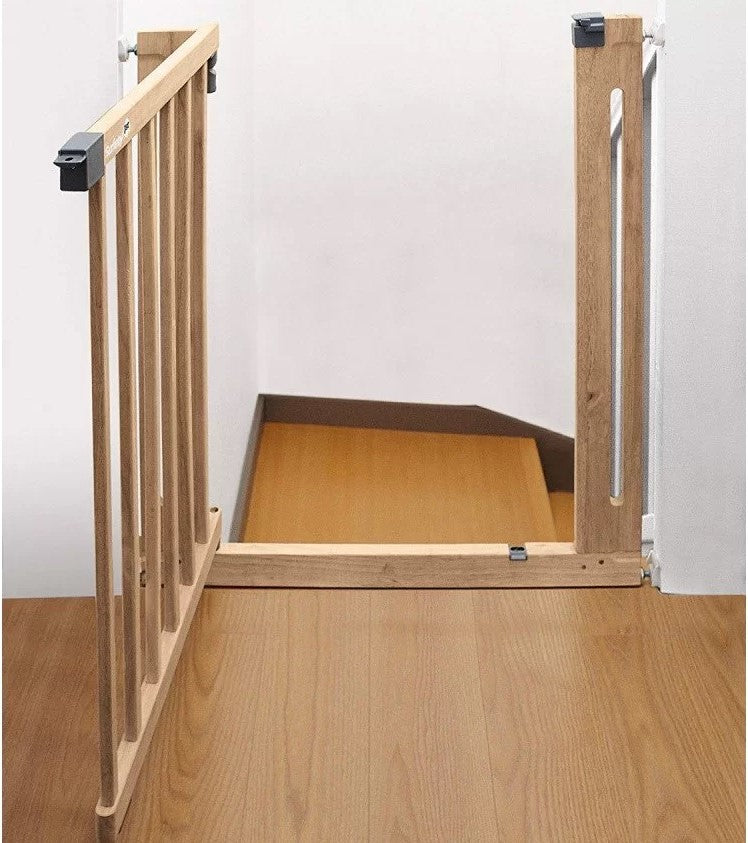 Универсална Дървена Преграда За Врата Easy Close Wood --- BebeMama