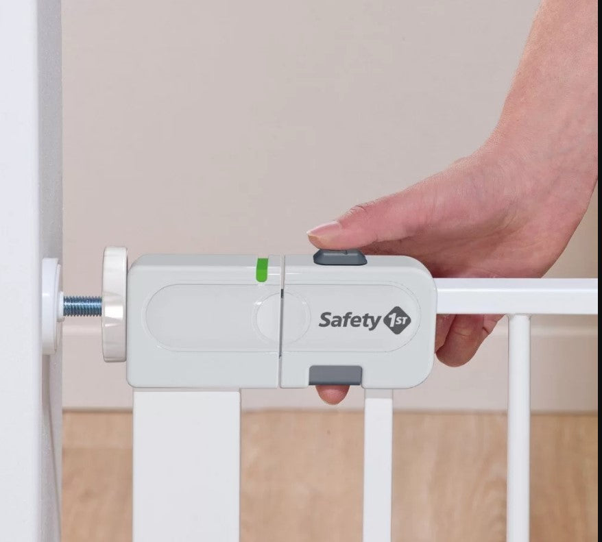 Универсална Метална Преграда За Врата С Механизъм За Автомат.Заключване - Бял Цвят Auto Close --- BebeMama