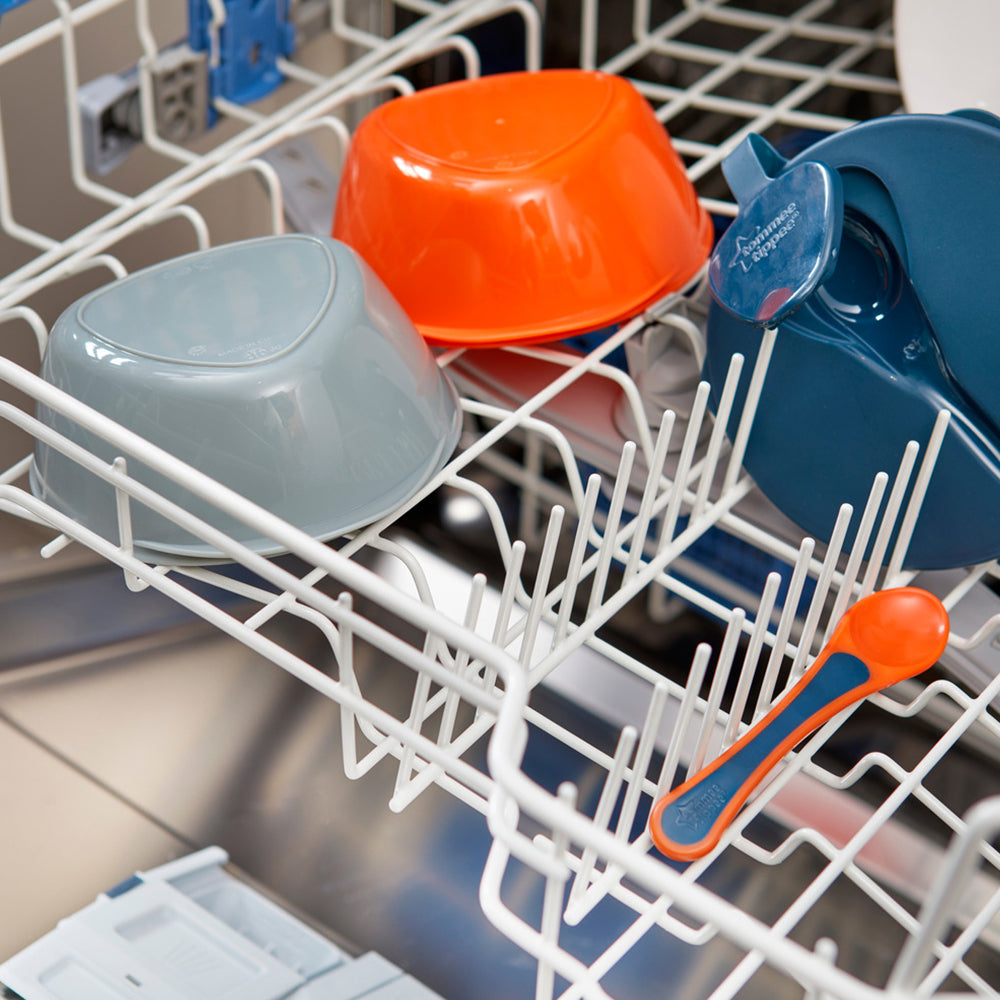 Купи За Храна С Капак И Лъжица 6м+ (2 Бр. Оп.) Tommee Tippee