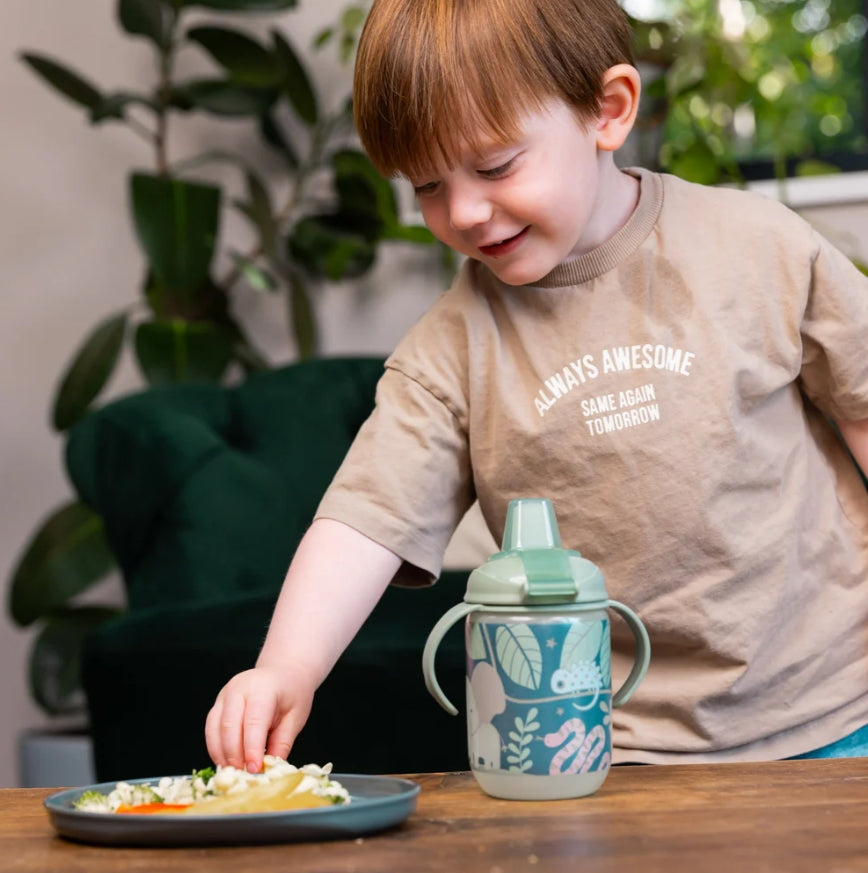 Неразливаща Чаша С Мек Накрайник 350 Мл Светеща В Тъмното Earthsmart Vital Baby