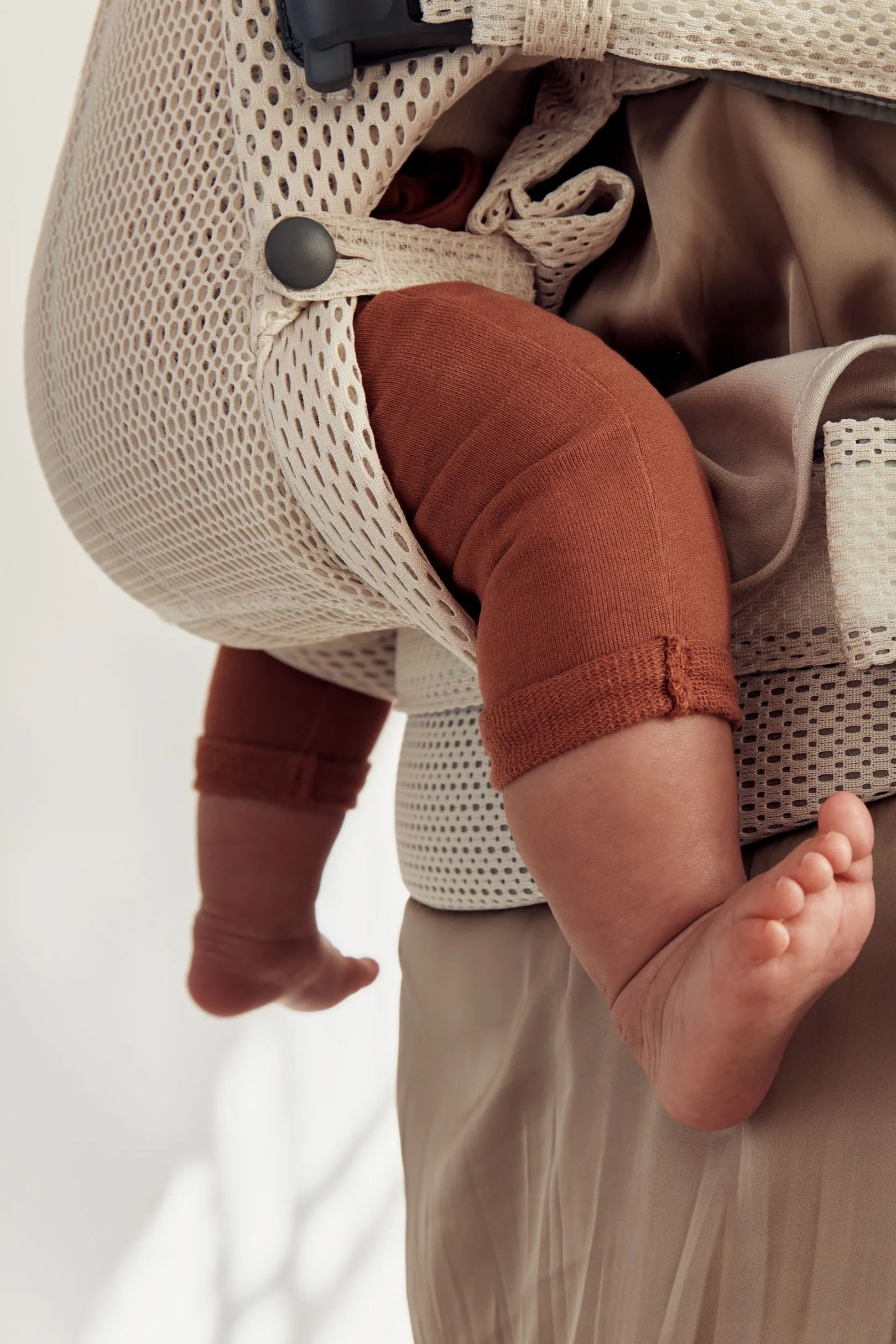 Бебешка Ергономична Раница Harmony, Mesh 3d, Cream Babybjörn