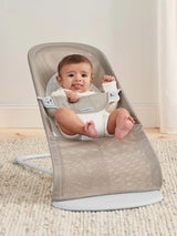 Бебешки Шезлонг Balance Soft Mesh Grey Beige White Babybjörn
