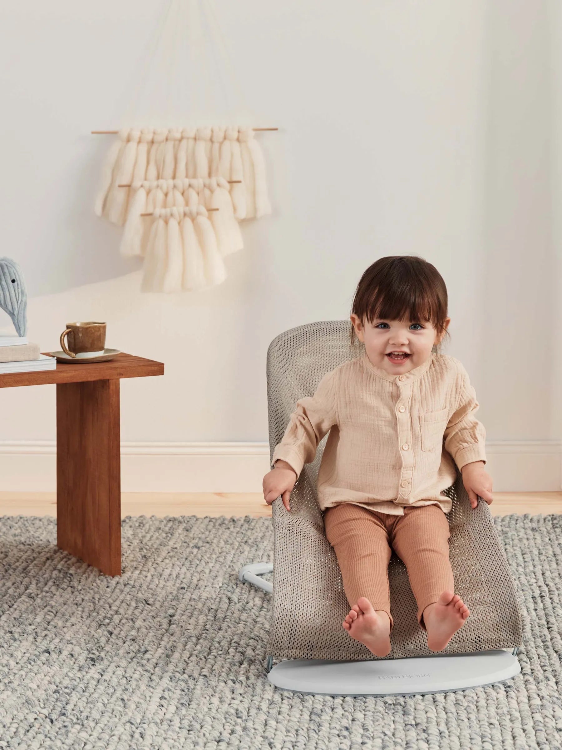 Бебешки Шезлонг Balance Soft Mesh Grey Beige White Babybjörn