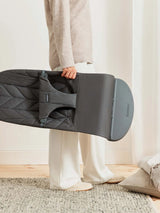 Бебешки Шезлонг Bliss Anthracite (woven, Petal Quilt) Babybjörn