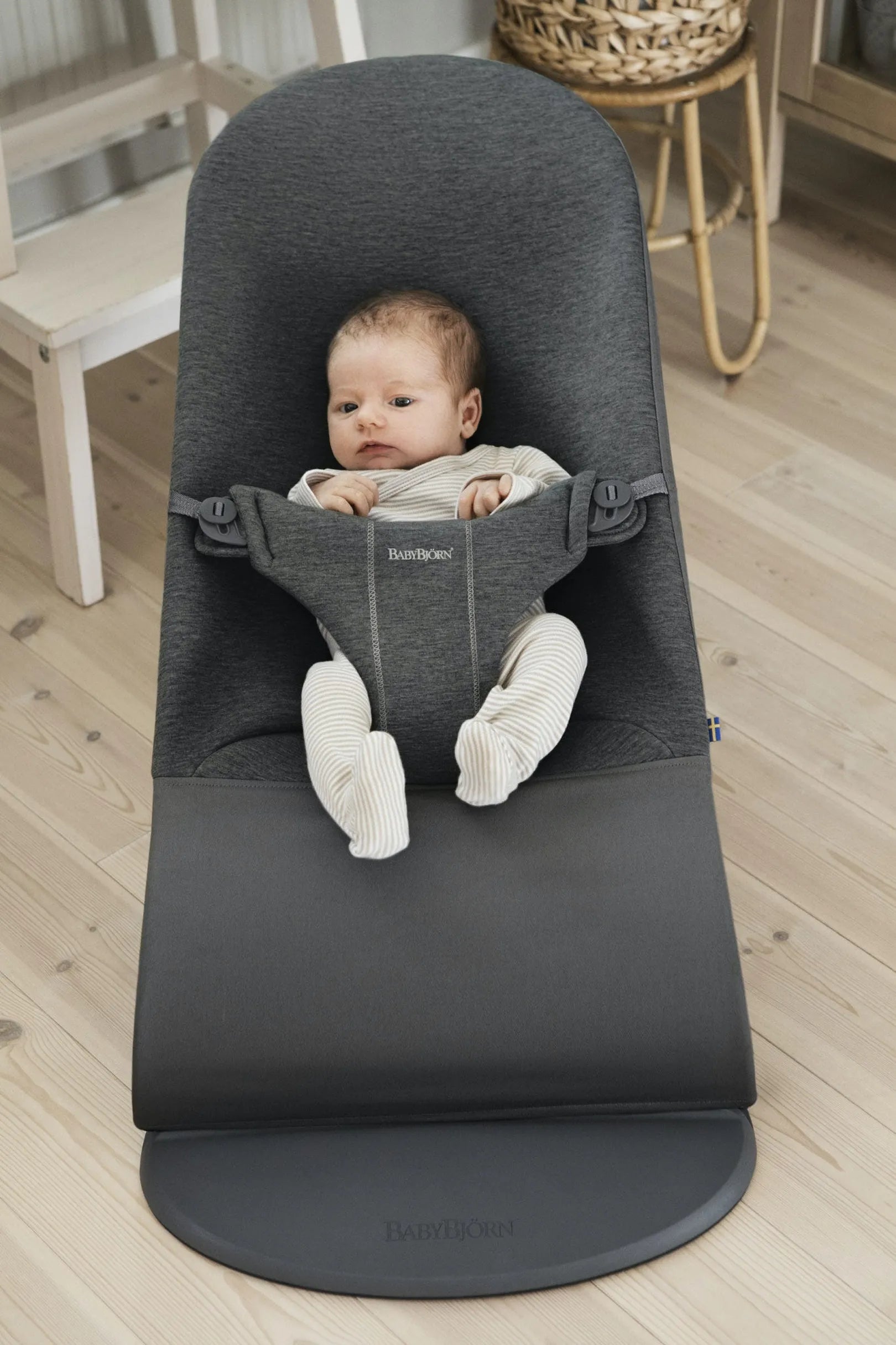 Бебешки Шезлонг Bliss Jersey 3d Charcoal Grey Babybjörn