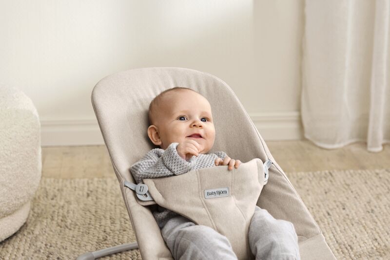 Бебешки Шезлонг Bliss Melange Light Beige (woven) Babybjörn
