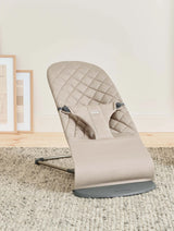 Бебешки Шезлонг Bliss Sand Grey (classic Quilt, Woven) Babybjörn
