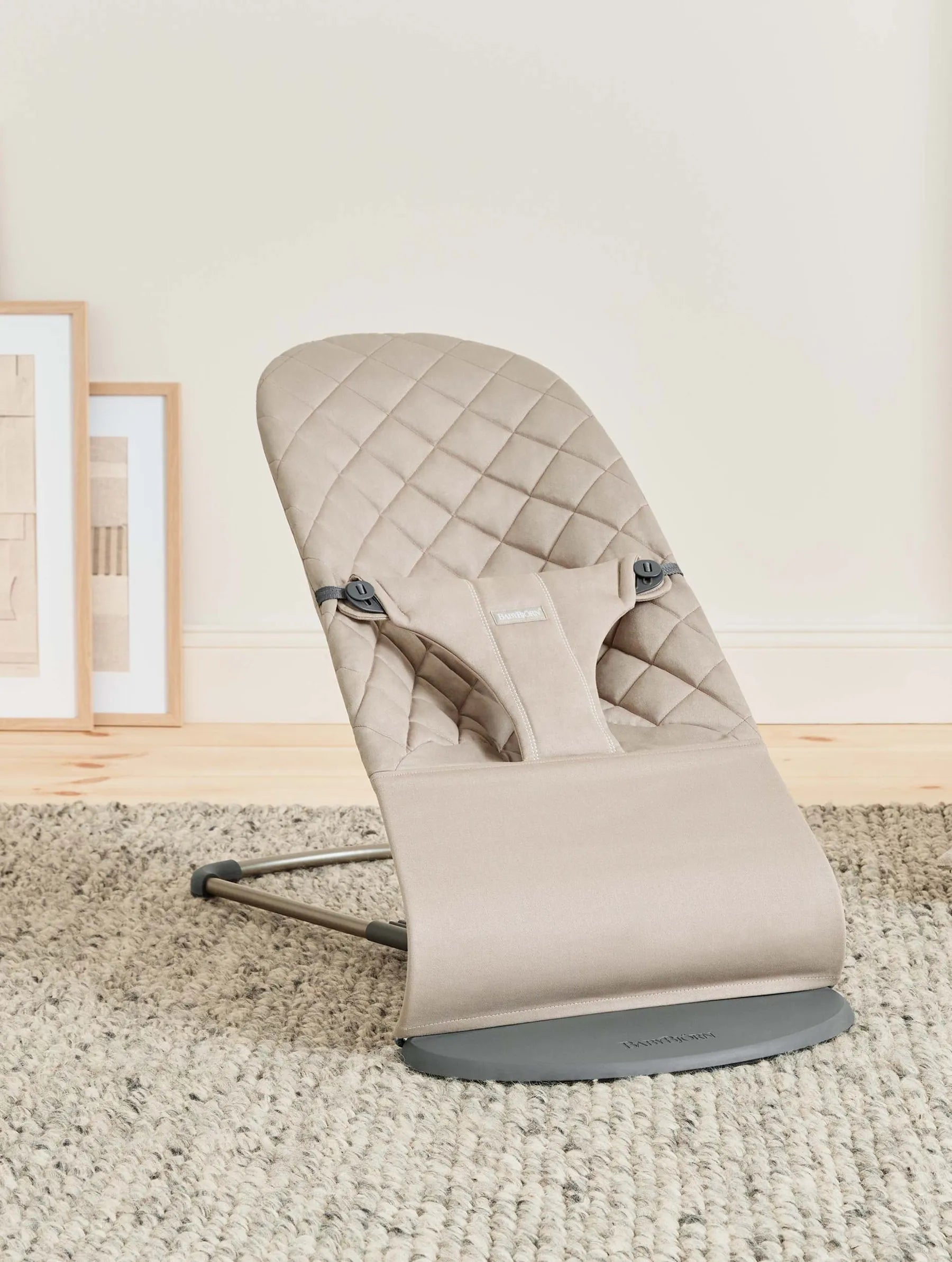 Бебешки Шезлонг Bliss Sand Grey (classic Quilt, Woven) Babybjörn