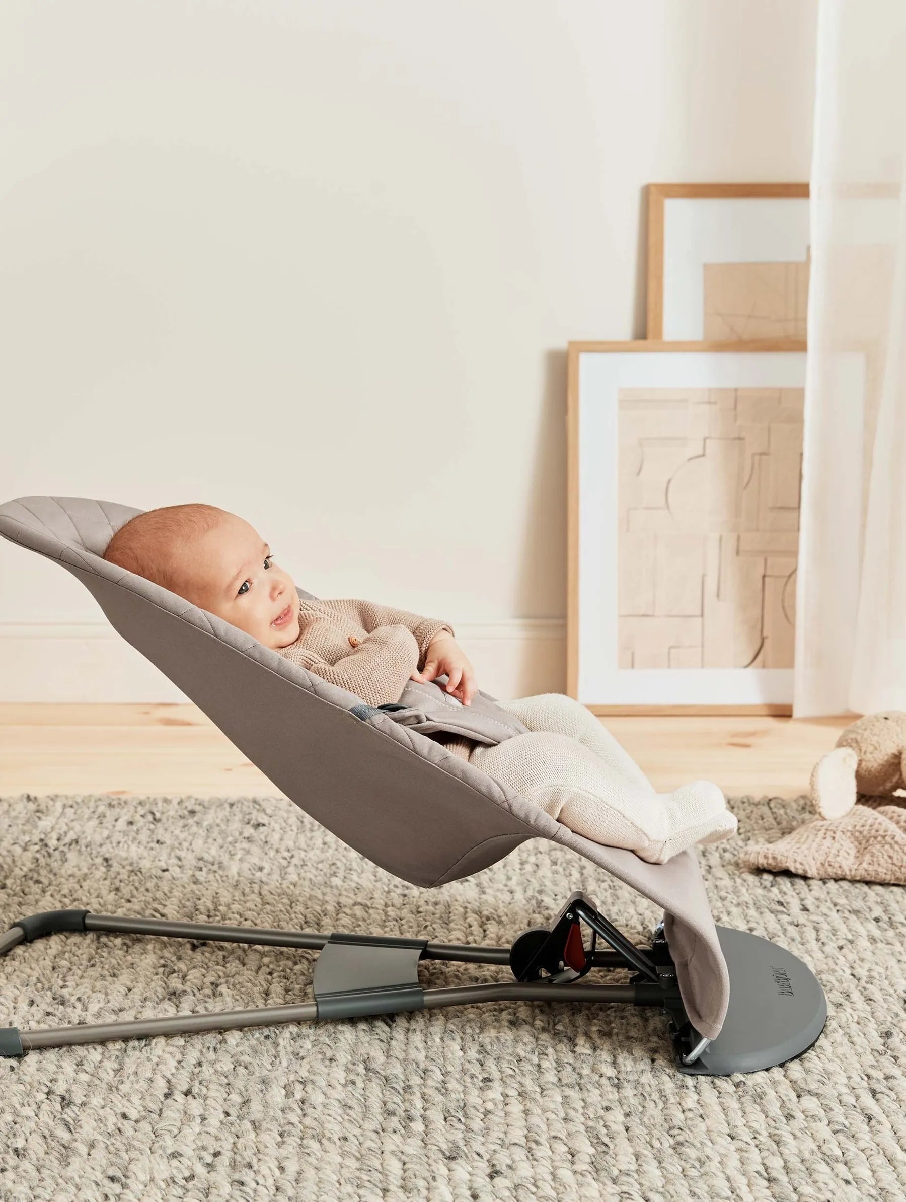 Бебешки Шезлонг Bliss Sand Grey (classic Quilt, Woven) Babybjörn