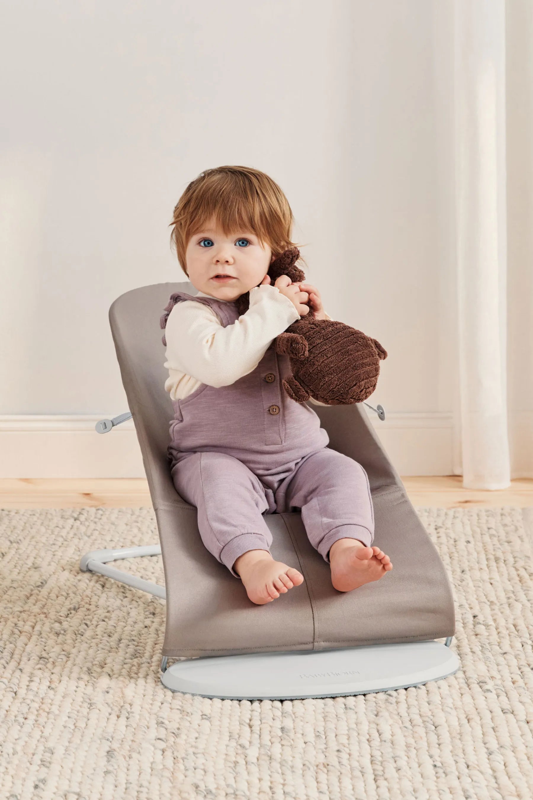 Бебешки Шезлонг Bliss Sand Grey (petal Quilt, Woven) Babybjörn