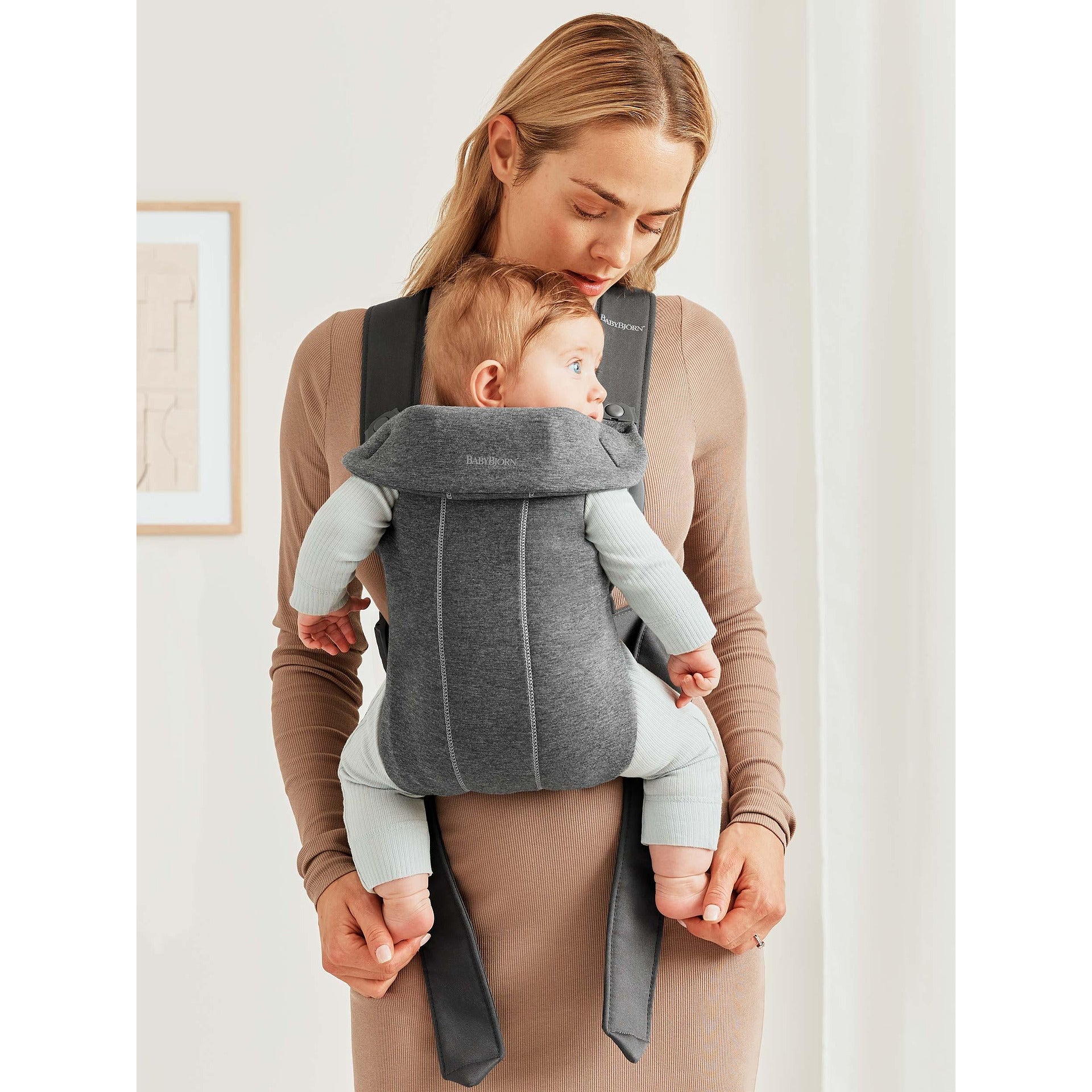 Бебешко Кенгуру Mini, Jersey 3d, Dark Grey Babybjörn