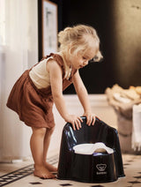 Детско Гърне Potty Chair Black White Babybjörn
