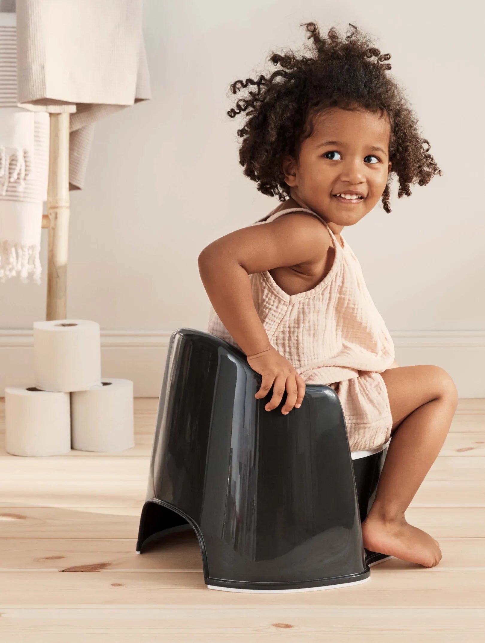 Детско Гърне Potty Chair Black White Babybjörn