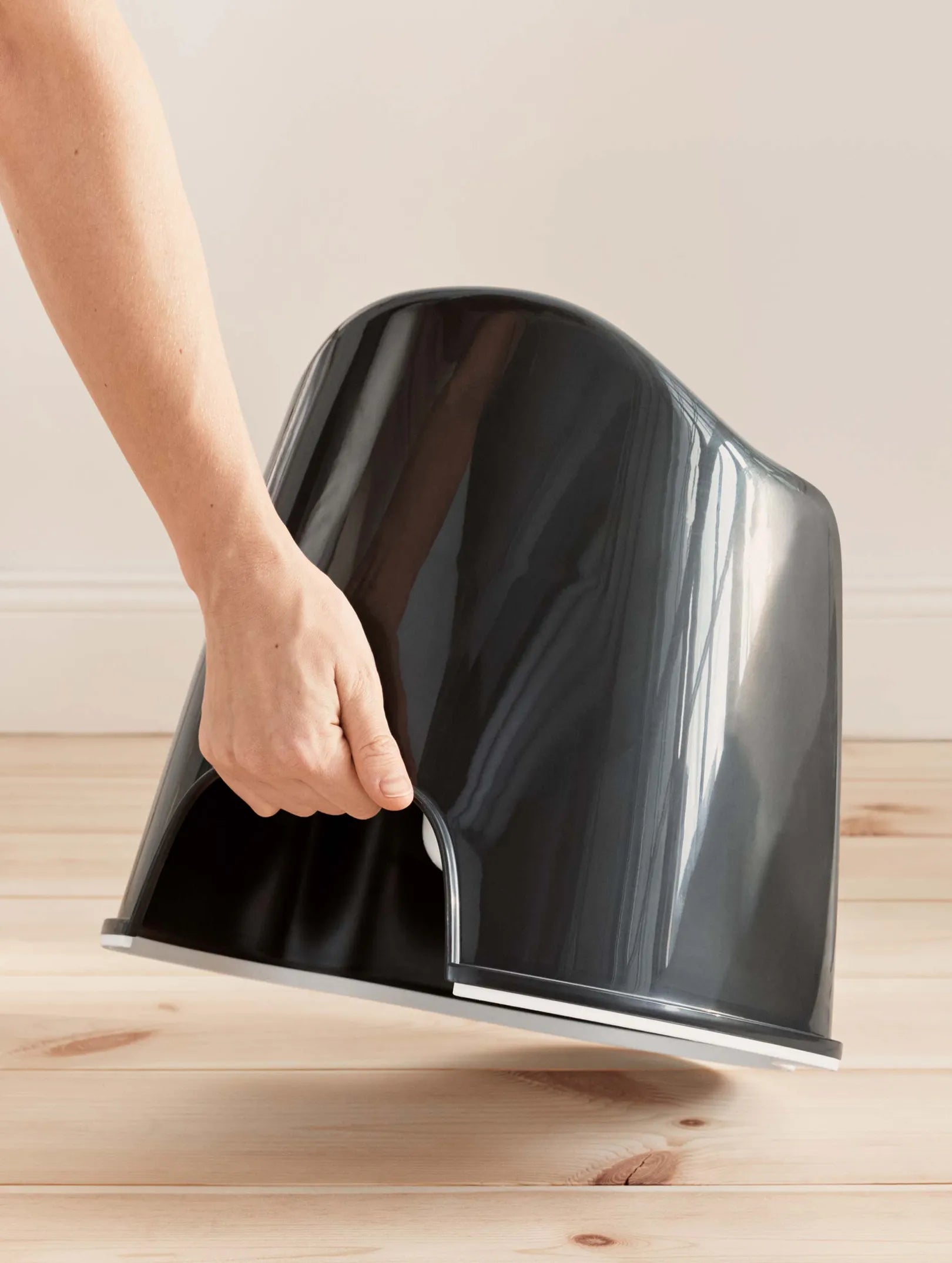 Детско Гърне Potty Chair Black White Babybjörn