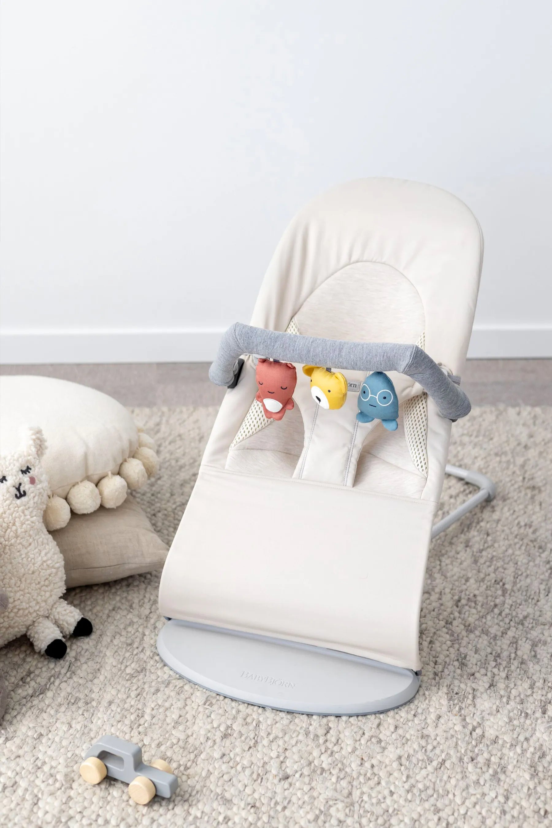 Играчка За Бебешки Шезлонг Soft Friends Babybjörn