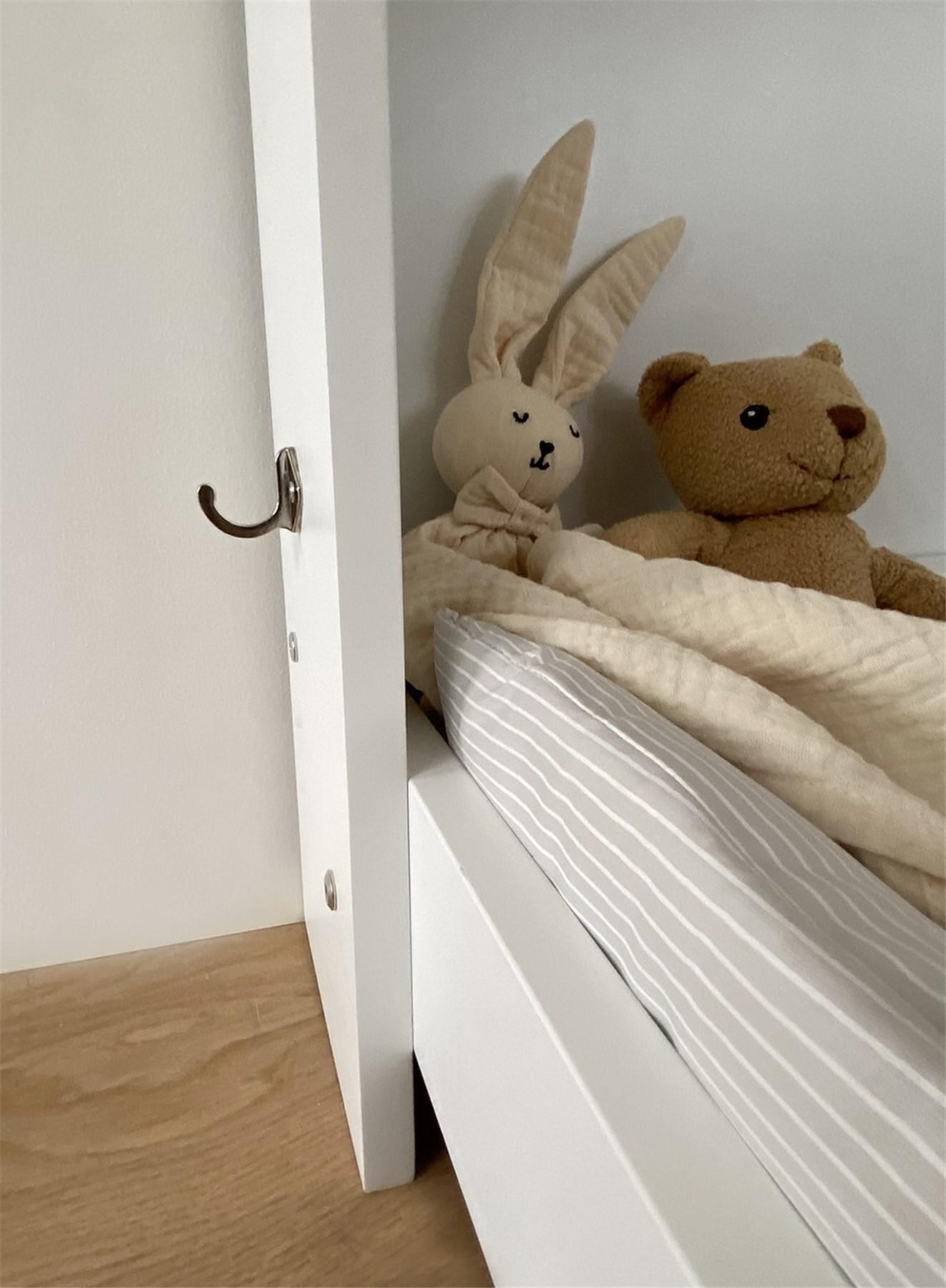 Babydan Fali Pelenkázóasztal Fából