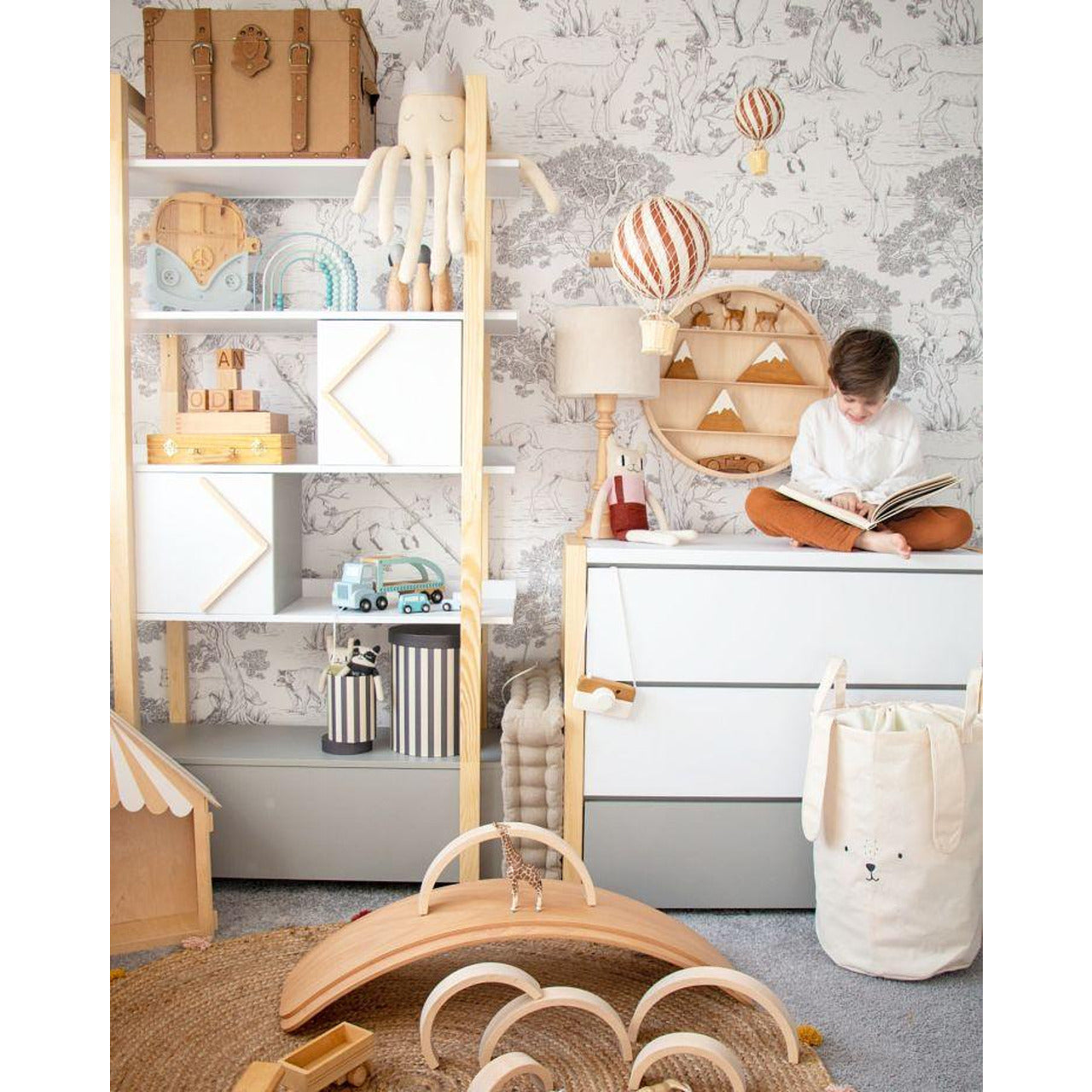 Етажерка За Книги Pinette Bellamy