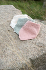 Бебешки Лигавник Бандана С Джоб За Залъгалка Blush Bibs