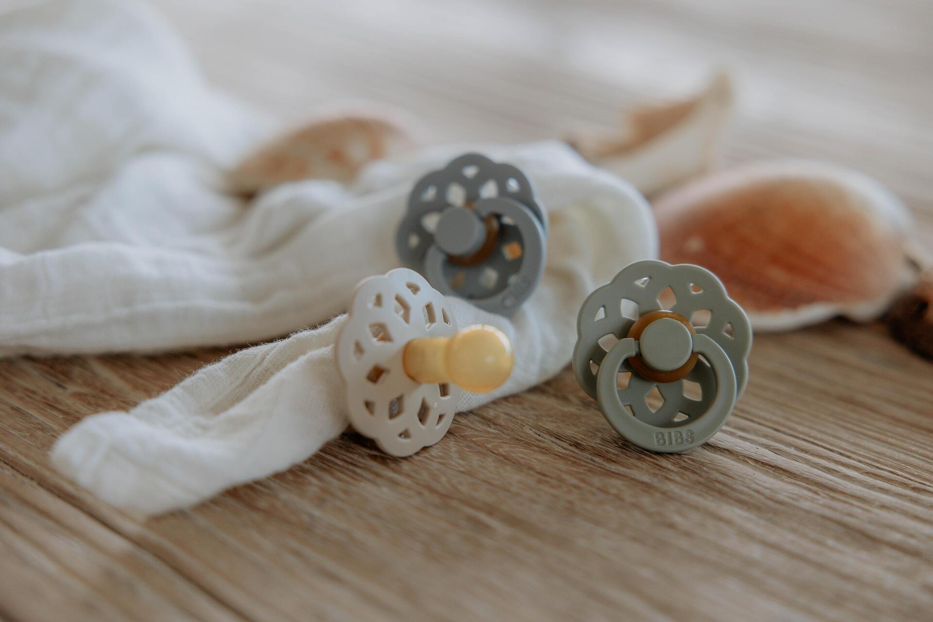Boheme gumicumi 2 db (6-18 hó) Sage Cloud Bibs