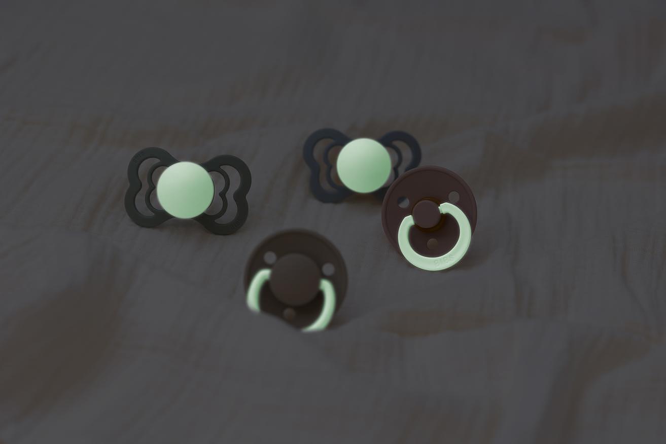 Colour Glow Каучуков Биберон 1 Бр. (6 18 М.) Cloud Bibs