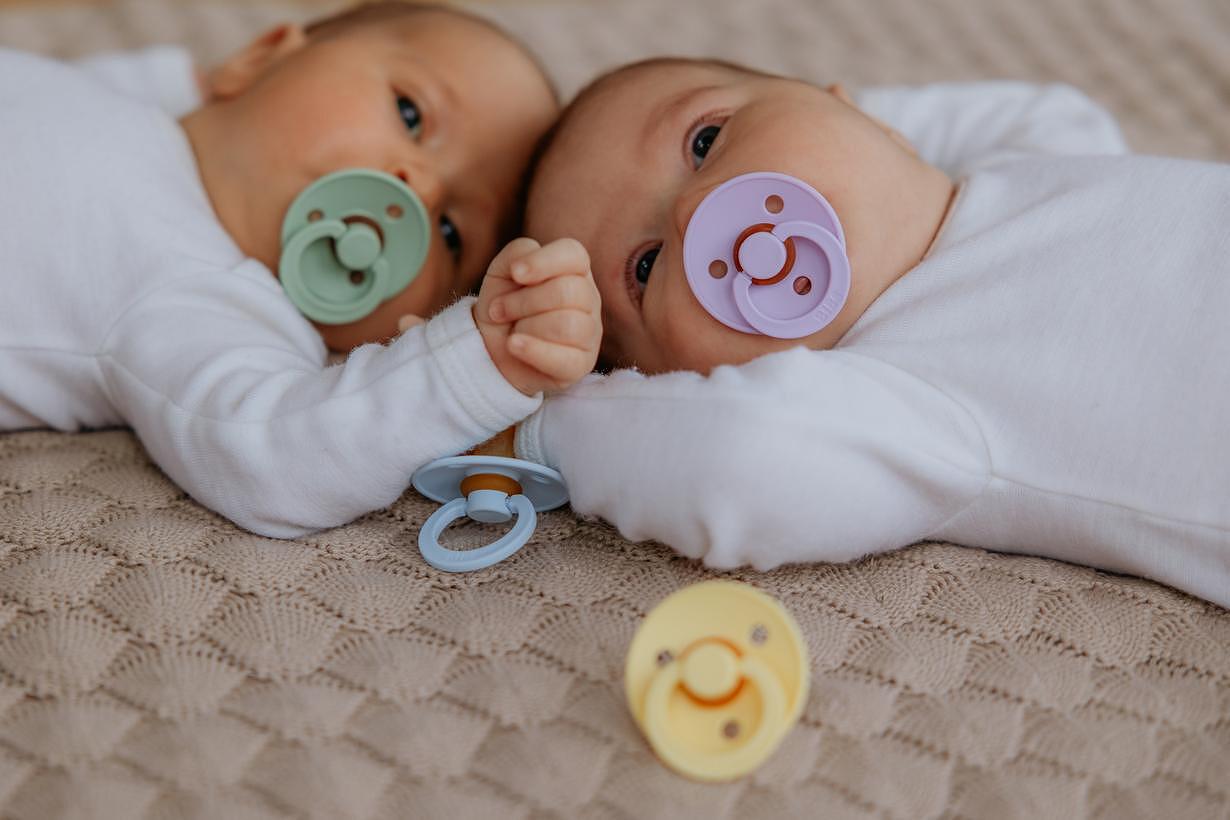 Colour Каучуков Биберон 2 Бр. (0 6 М.) White Mint 110275 Bibs