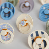 Studio Colour Каучуков Биберон 1 Бр. (0 6 М.) Jasmine Ivory Bibs